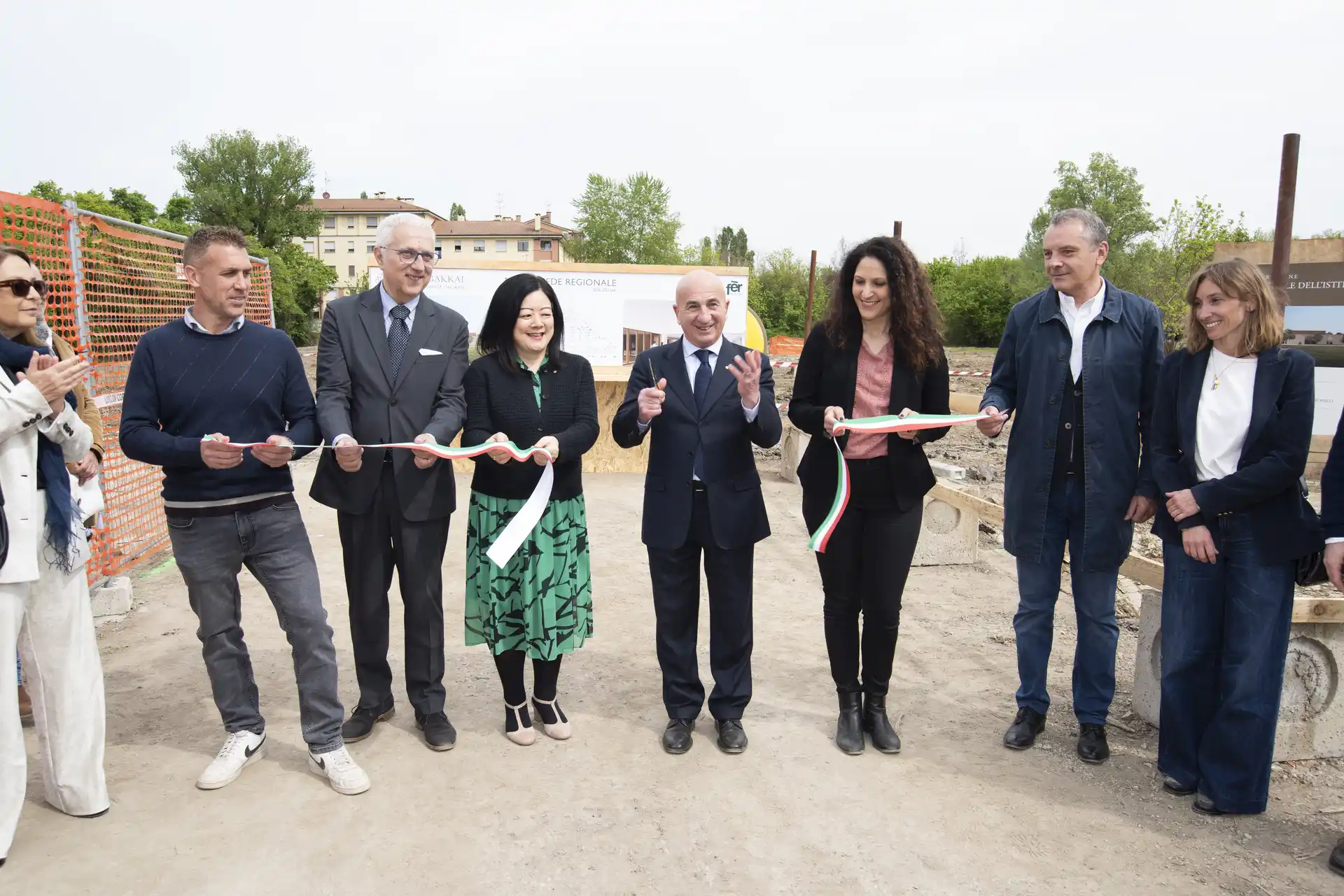 Bologna: posa della prima pietra del nuovo centro dell’Istituto Buddista Italiano Soka Gakkai. Airis incaricata per gli studi ambientali e specialistici