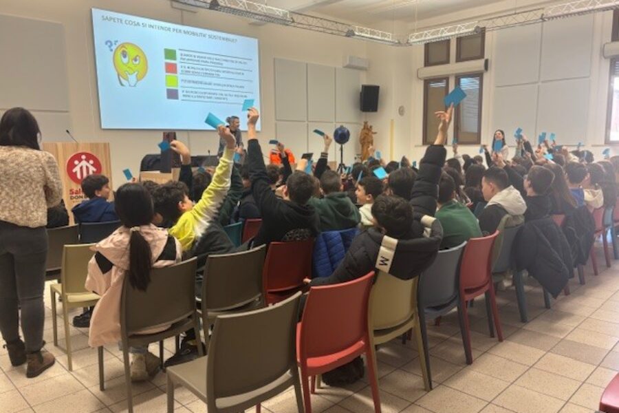 Airis incontra gli studenti delle Scuole Salesiani di Bologna: ingegneria, ambiente e sostenibilità raccontati ai ragazzi di terza media